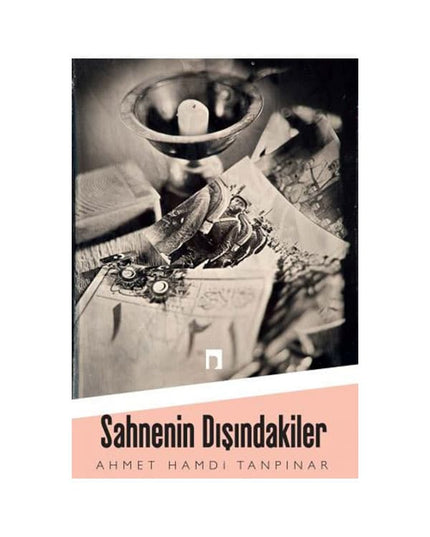 Sahnenin Dışındakiler kitap kapağı